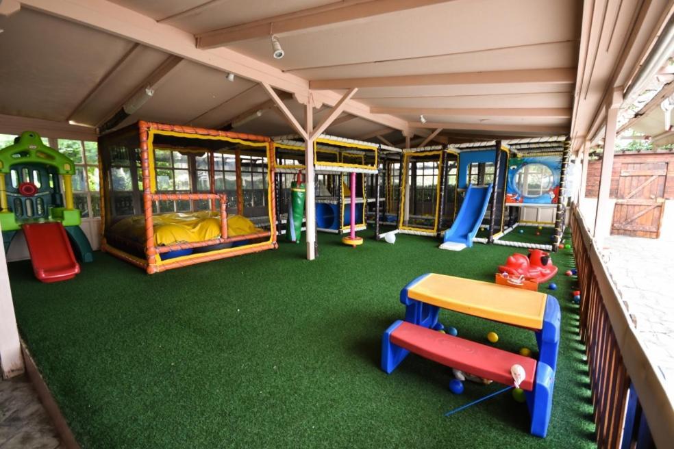Stone Villa Inside Sea- Kids'Land Platanidia المظهر الخارجي الصورة