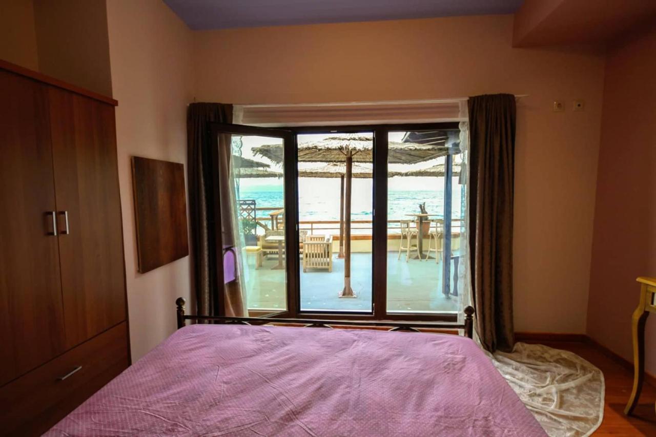 Stone Villa Inside Sea- Kids'Land Platanidia المظهر الخارجي الصورة
