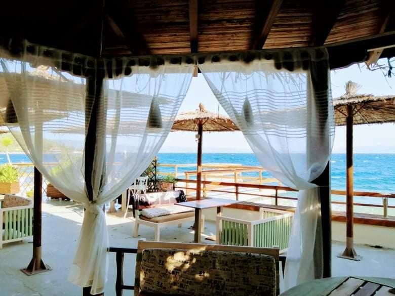 Stone Villa Inside Sea- Kids'Land Platanidia المظهر الخارجي الصورة