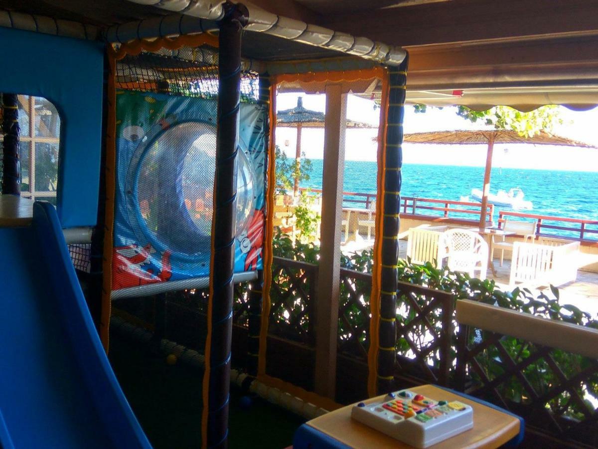 Stone Villa Inside Sea- Kids'Land Platanidia المظهر الخارجي الصورة