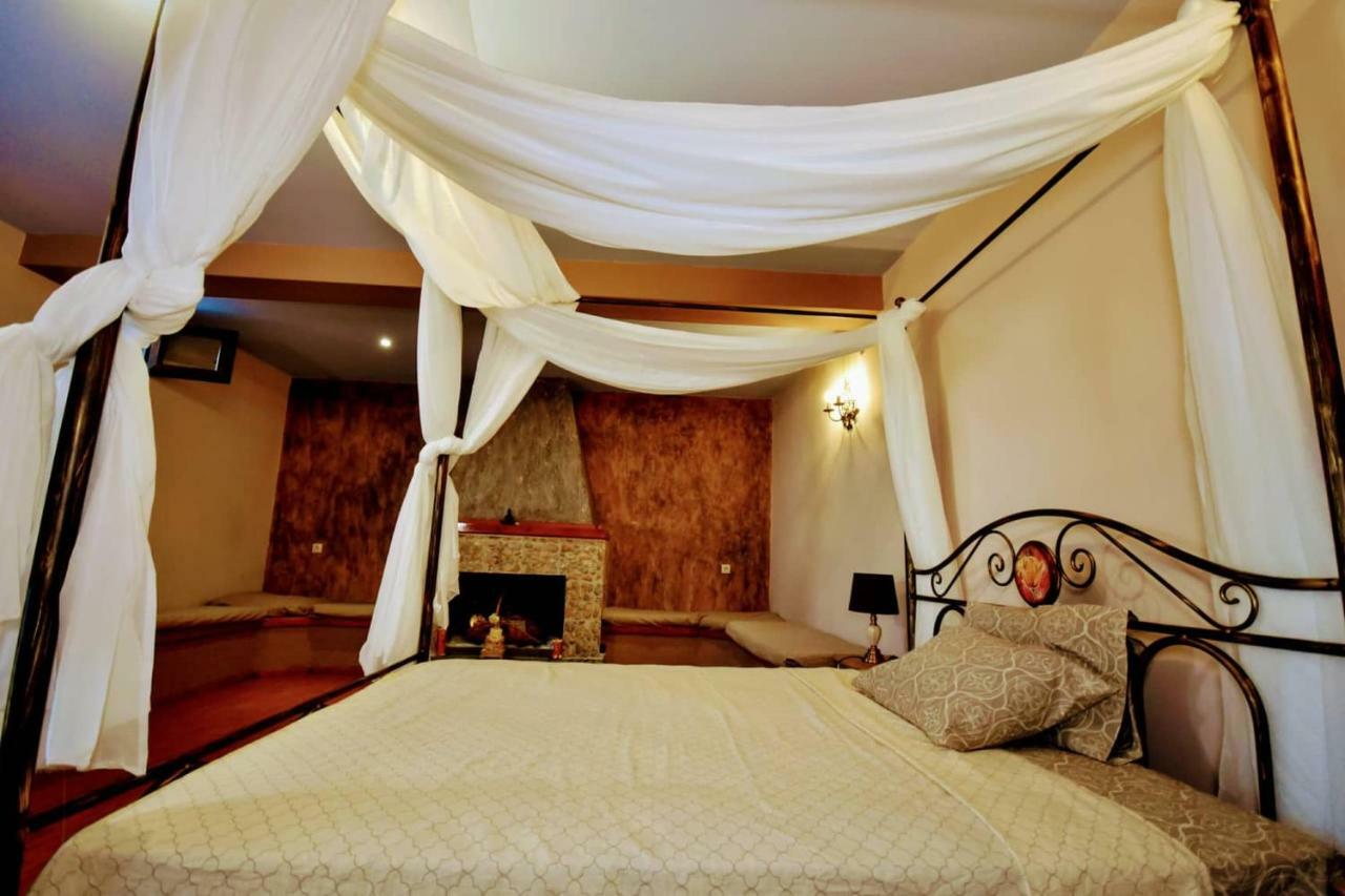 Stone Villa Inside Sea- Kids'Land Platanidia المظهر الخارجي الصورة