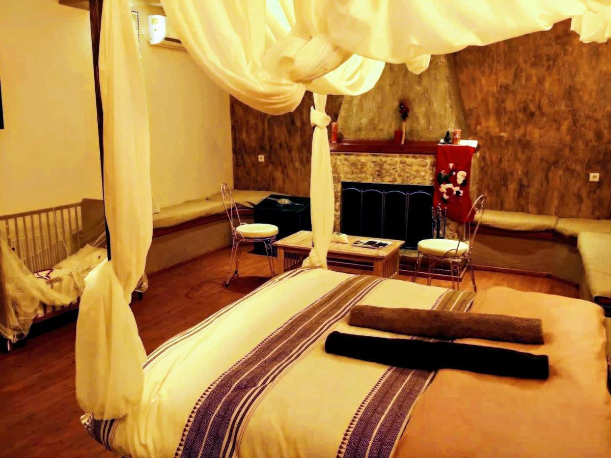 Stone Villa Inside Sea- Kids'Land Platanidia المظهر الخارجي الصورة